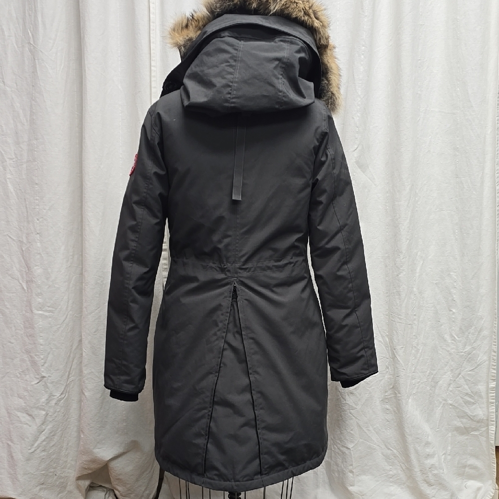 Canada Goose Rossclaire Parka Heritage With Fur-Trimmed Hood and Cinched Waist - Picture 3 of 7